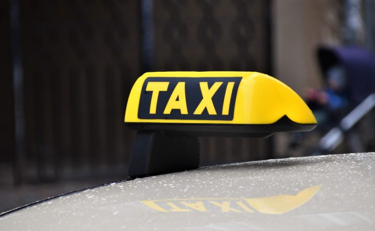 Les règles pour prendre un taxi en France