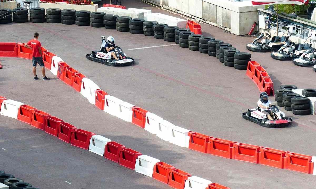 Le bon moment d'adhérence des pneus de kart se mesure en pression, pas en minutes